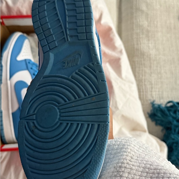 Nike Dunk Low Retro in University Blue and White 8.5 men’s worn once - Picture 9 of 10